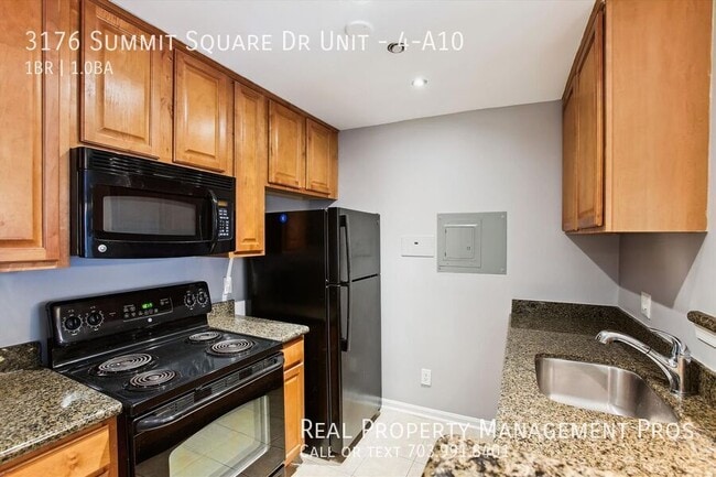 Photo - 3176 Summit Square Dr Unit 4-A10