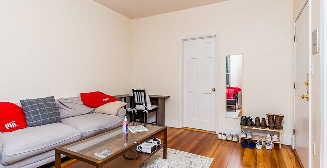 Photo - 51 Anderson St Unidad 4