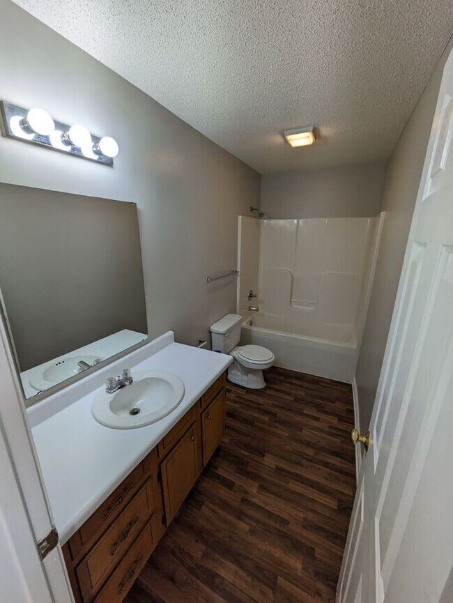 Photo - 2BD/2BA Townhome at The Squires