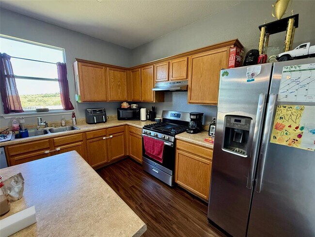 Photo - 396 Feathergrass Dr House