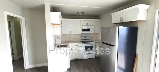 Building Photo - 45 W 1600 N Unit B Rental