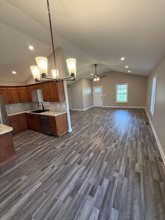 Photo - 3 Bed/2 Bath House with 2 Car Garage (NEW ...