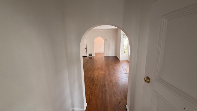923 Ocean Ave