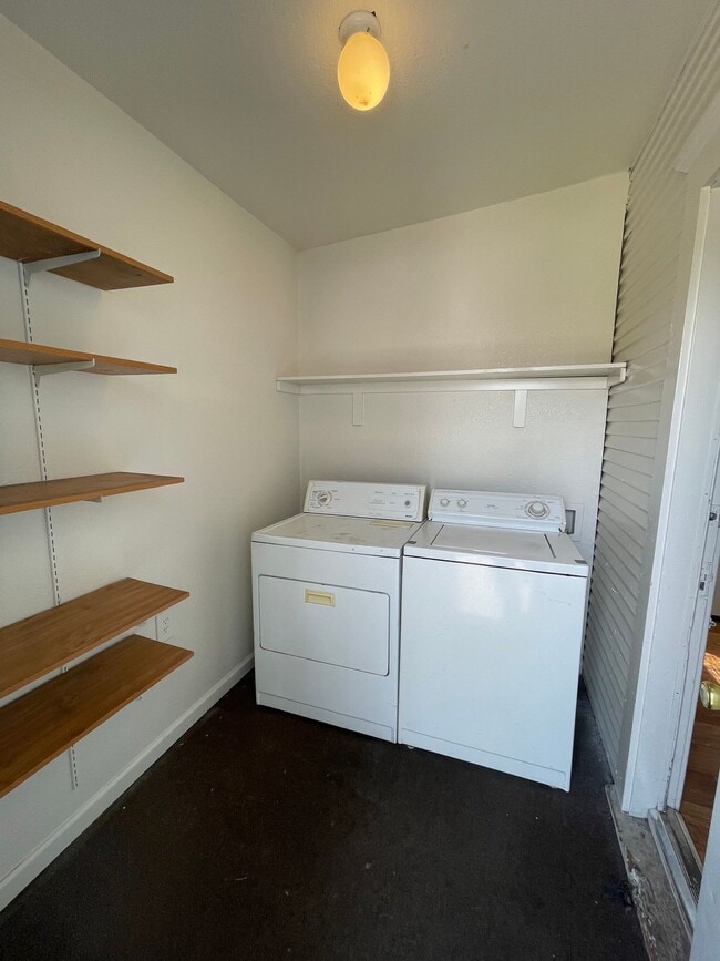 Photo - (1532 9th Ave)