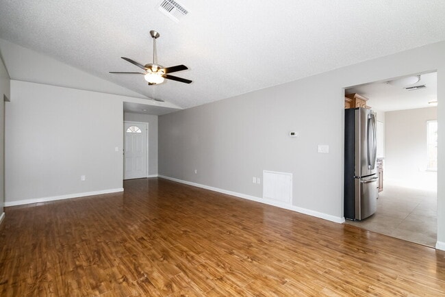 Photo - 1032 Malletwood Dr