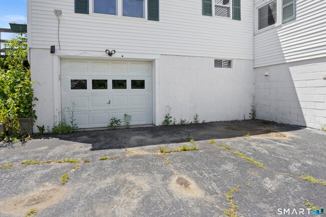 Photo - 201 Main St
