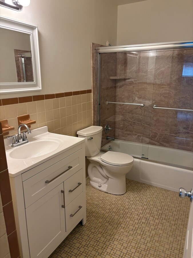 Photo - 805 N Bethlehem Pike Unit B