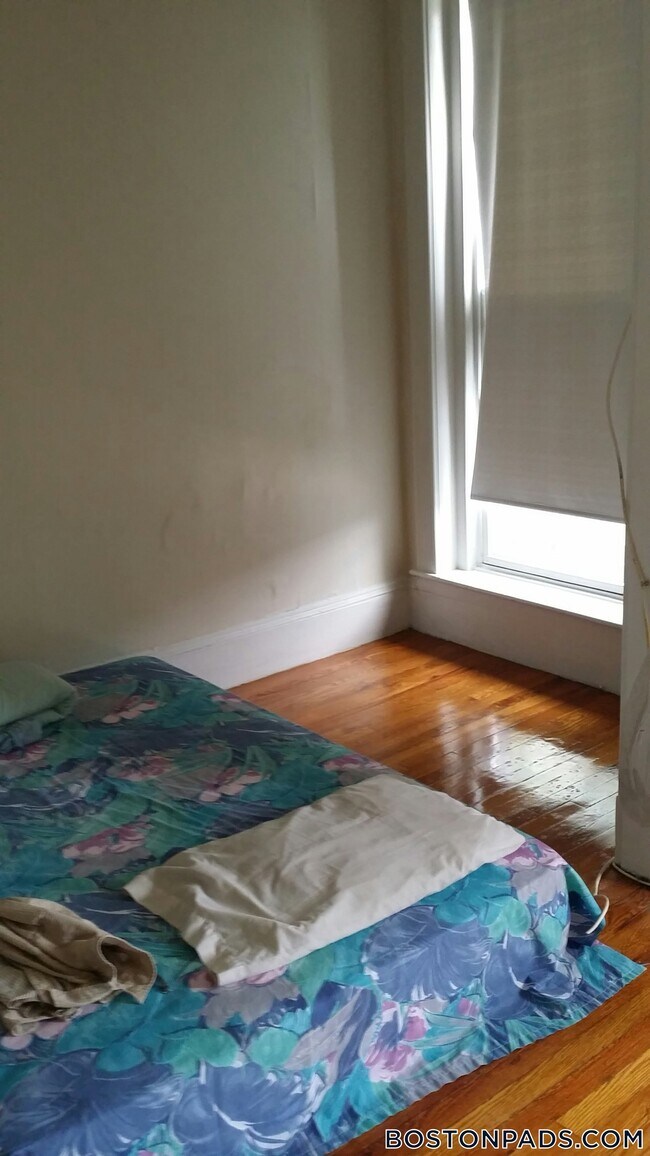 Photo - 1334 Commonwealth Ave Unidad 15