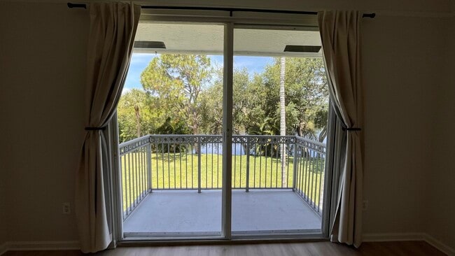 Photo - 2048 Alta Meadows Ln