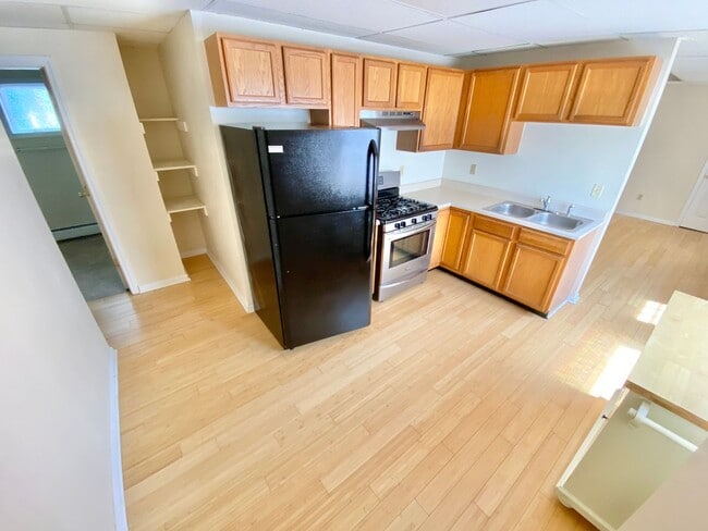 Building Photo - 52-61 Grant Street Unit 61 Rental