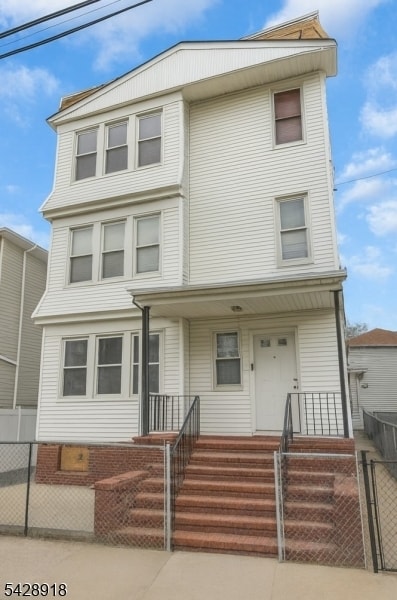 Building Photo - 55 Schley St Unit 3