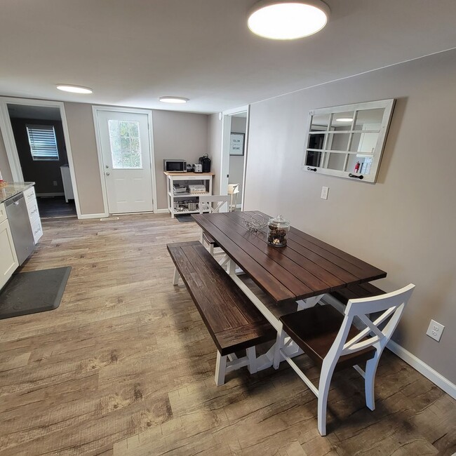 Photo - 4 Bed, 2 Bath Home for Lease-Furnished-Sparta,TN