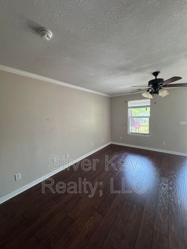 Photo - 1515 W Madison Ave Unit 1C