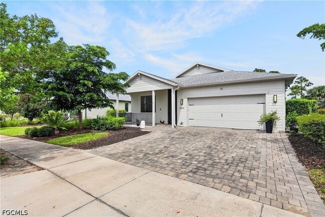 43834 Longleaf Ln