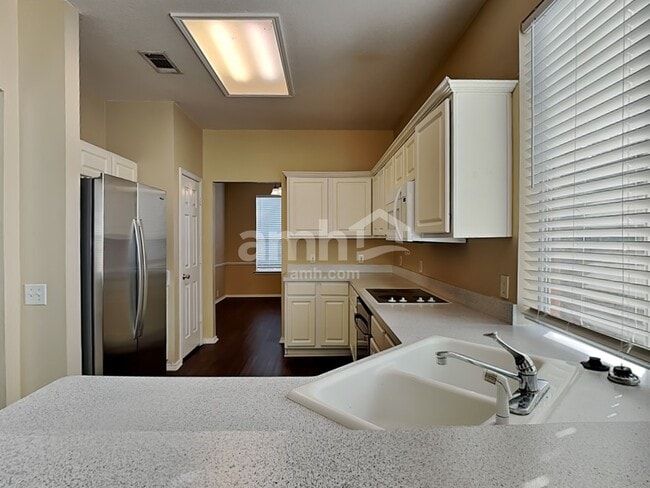 132 Julian Dr