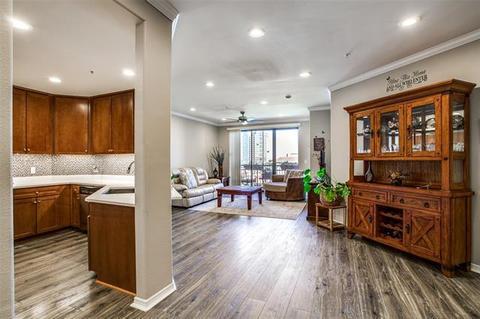 Photo - 330 E Las Colinas Blvd Unidad 16095 Rental