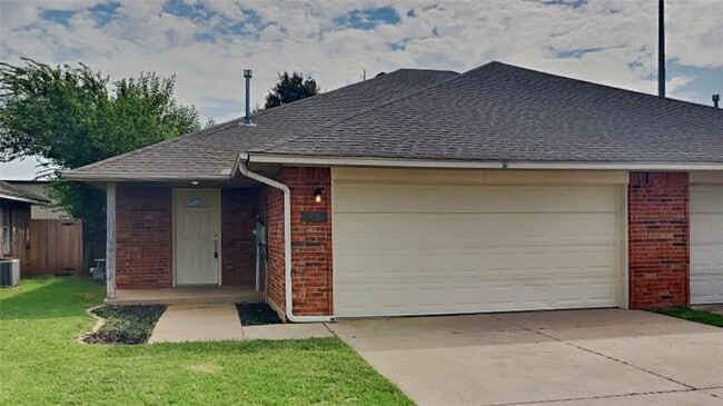 Photo - 1720 W Palm Pl