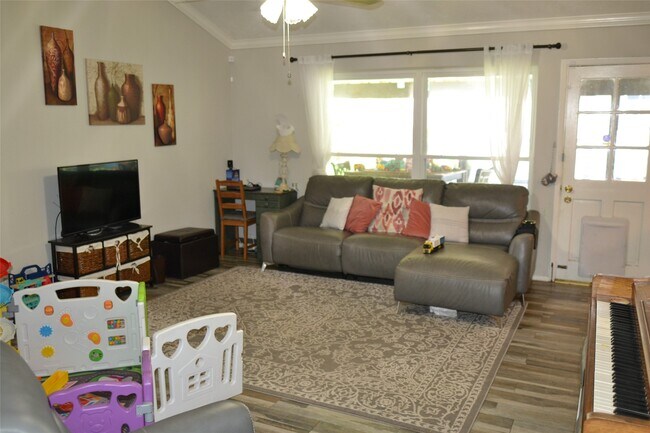 Photo - 10530 Permian Dr