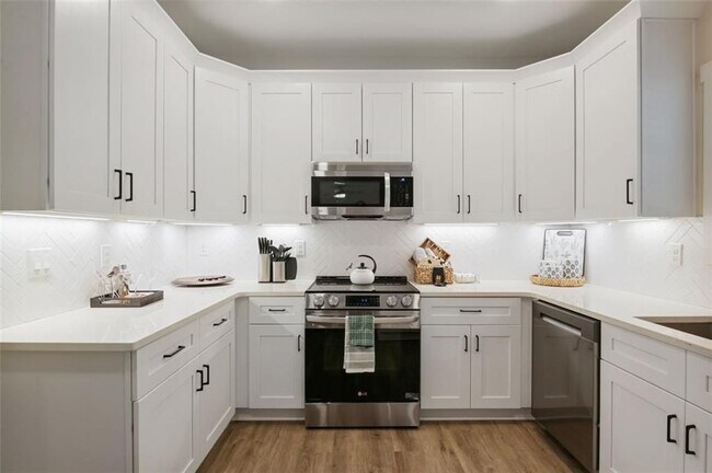 Photo - 4620 Timrose Rd NW