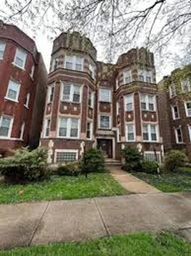 8139-8145 S Maryland Ave - 8139-8145 S Maryland Ave Apartments