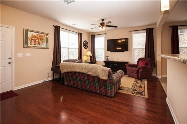 Photo - 3 bedroom, 2.5 bath in Hermitage - COMING SOON