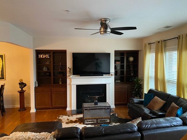 Photo - 1818 Caswell Pky