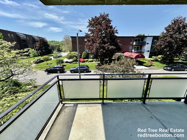 Photo - 44 Broadlawn Park Unit 22A