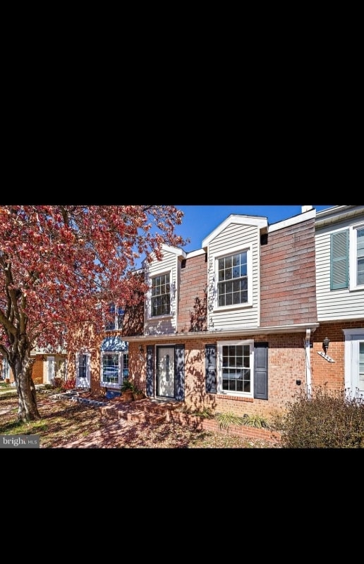 Building Photo - 6360 Silver Ridge Cir Rental