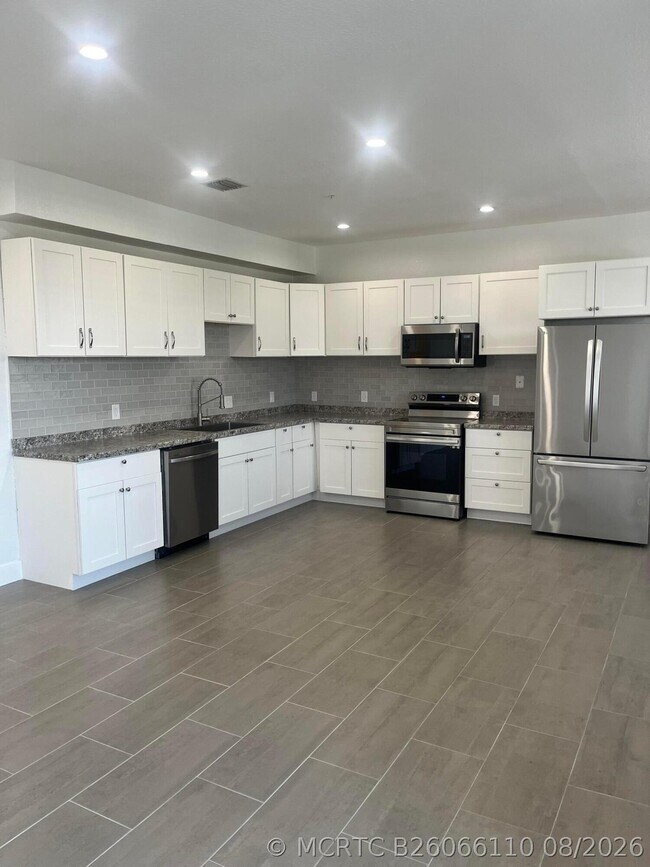 Building Photo - 2137 Shoma Dr Unit 156