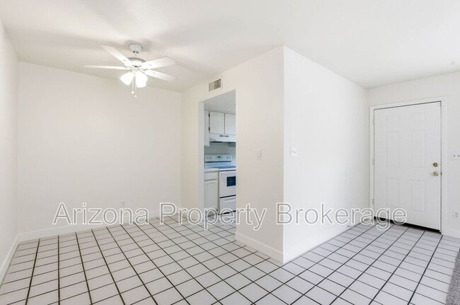 Photo - 240 E Beck Ln