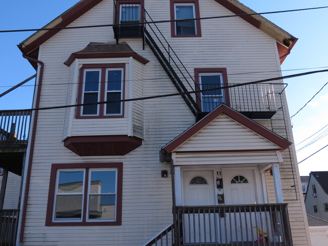 Building Photo - 11 May St Unit #1 Rental