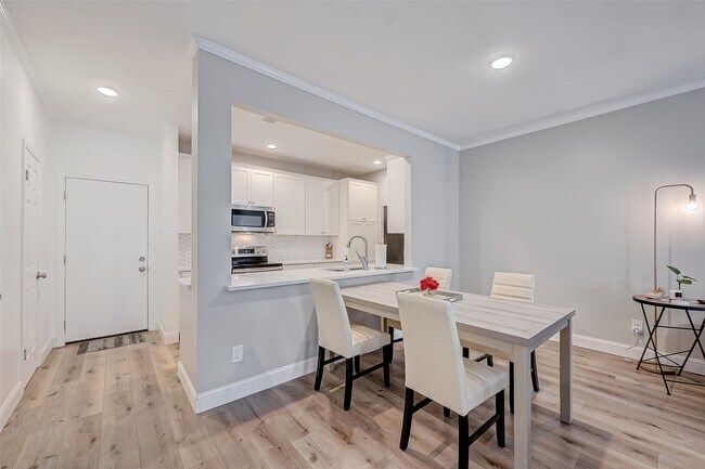 Photo - 8077 El Mundo St Unit 8077