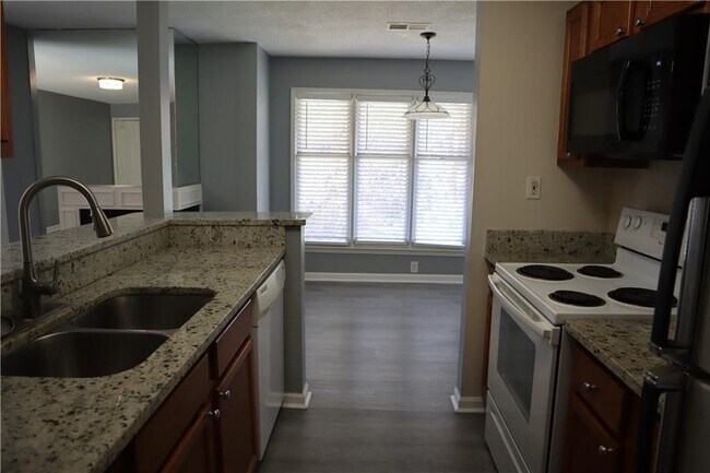 Photo - 1103 Garden Ct