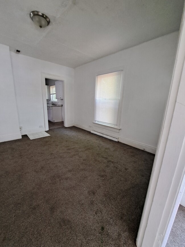 Photo - 511 Parrot St