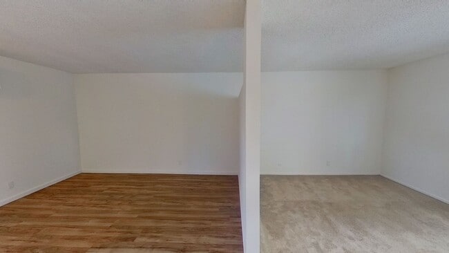 Photo - 555 N Tustin Ave Unidad C