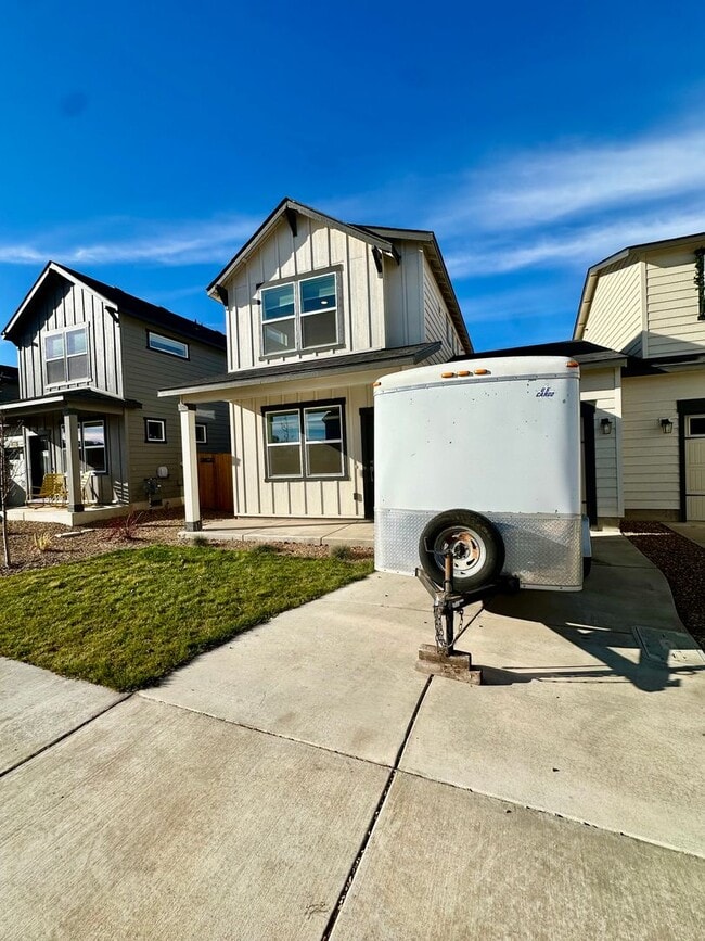 Photo - Bright & Modern in NW Redmond