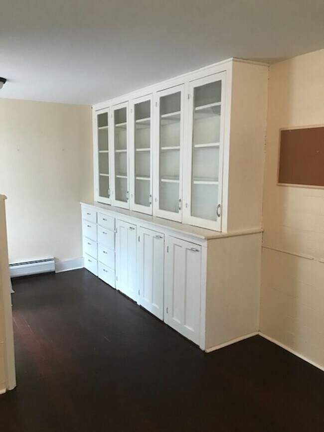 Photo - 309 W Broad St Unit 309 W Broad St  REAR - Apt 2