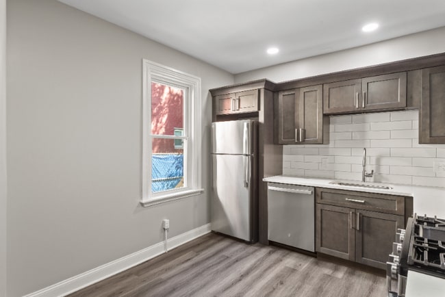 Photo - 249 N Mulberry St Unit 1