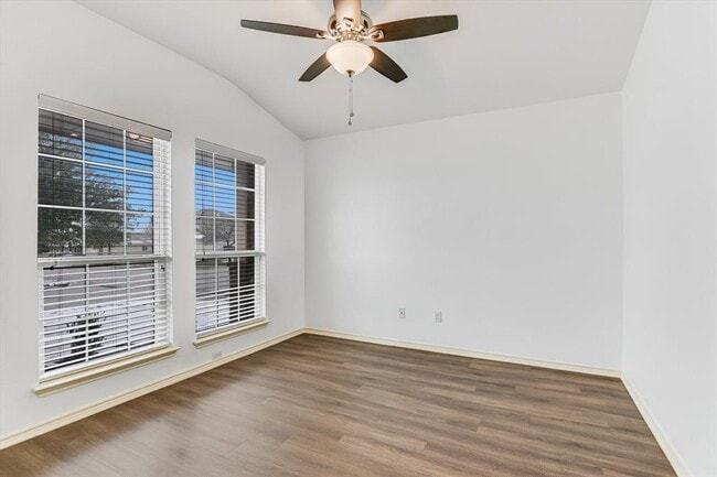 Photo - 2864 Hearthsong Loop