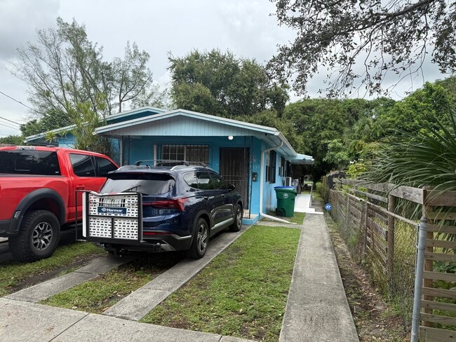 Building Photo - 1151 NW 58th St Rental