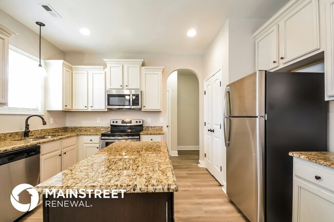 Photo - 39 Wood Green Dr