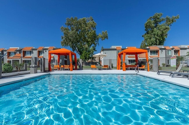 Photo - Twenty One 41