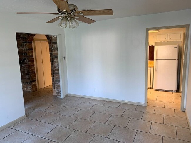 Photo - 11230 Angelique Dr