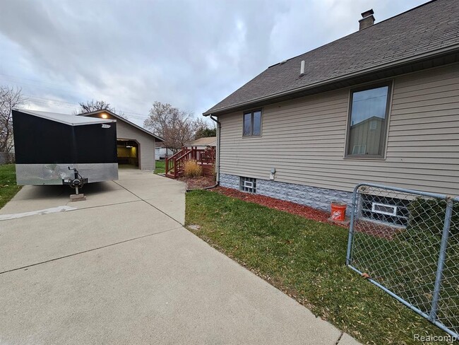 Photo - 5709 N Gulley Rd