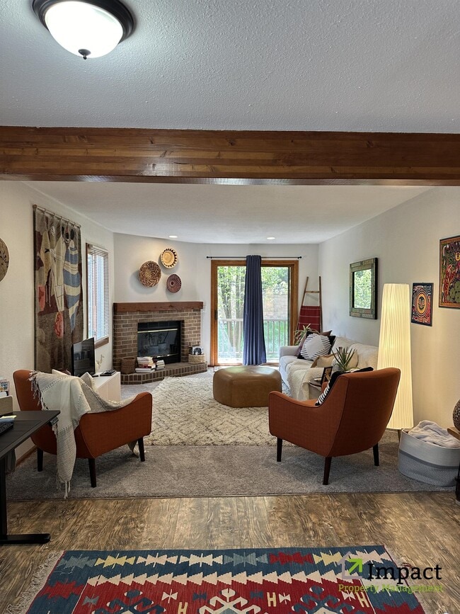 Photo - 2510 Plumtree Grove