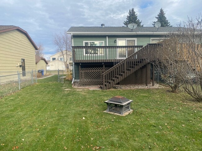 Photo - Quiet Neighborhood Gem:3 Bedroom/2 Bathroom - Fenced in Yard