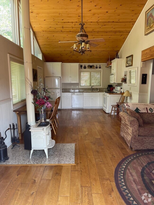 Building Photo - 1455 Rockspray Dr Unit A Rental