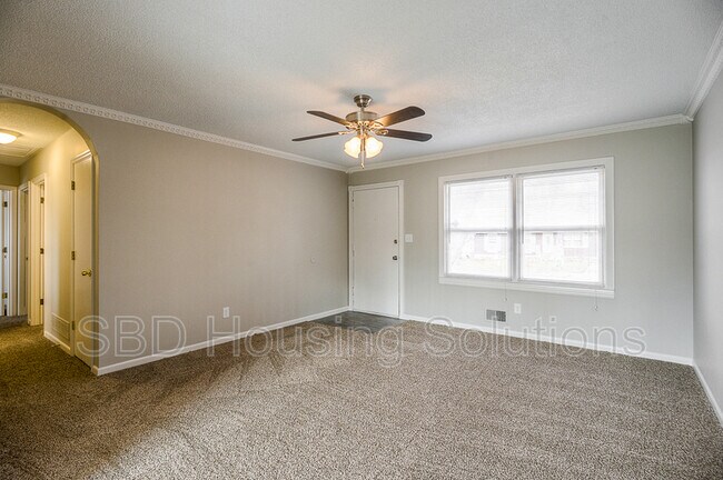 Photo - 16531 E Cogan Dr