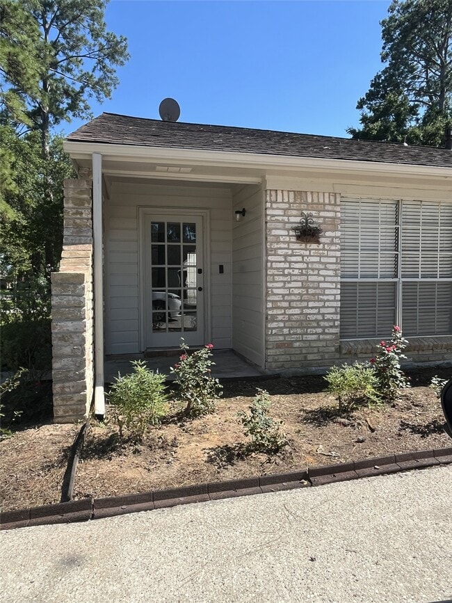 Photo - 29031 Elmwood Dr