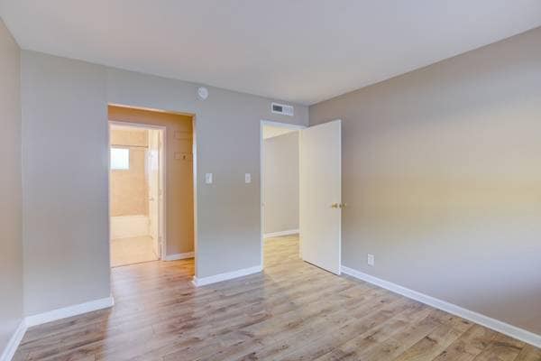 Photo - 2220 Lake Rd Unit A6